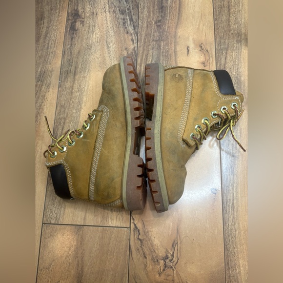 Timberland Kids Brown Lace-Up Boots - Picture 2 of 4